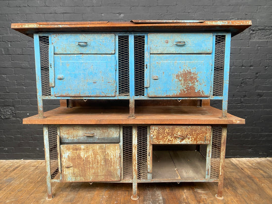 Tables & Desks
