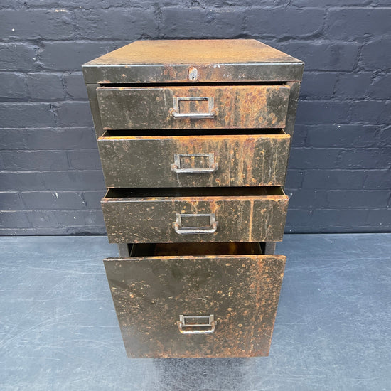 Green metal drawer cabinet Qty 1