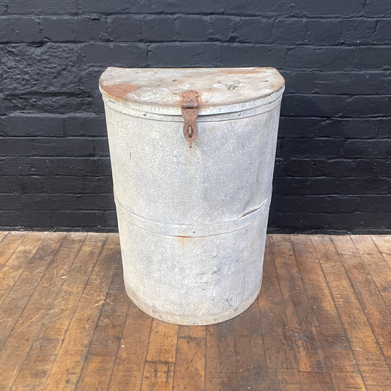 Galvanised lidded bin Qty 1