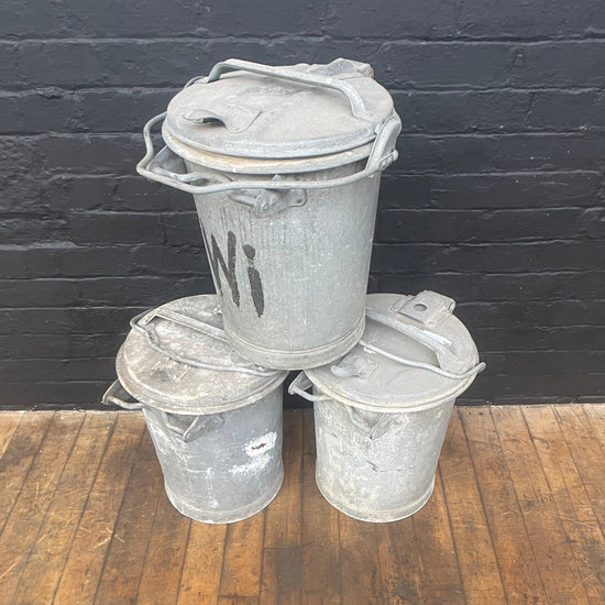 Rubbish bin with lid Qty 5