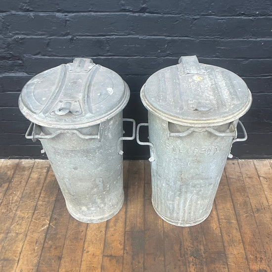 Rubbish bin with lid Qty 3