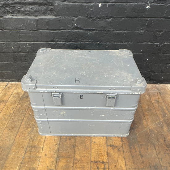 Grey aluminium box Qty 1