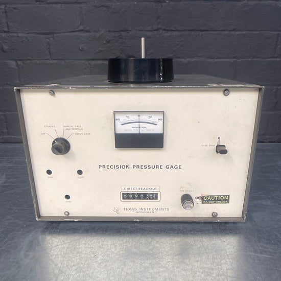Precision pressure gauge Qty 2