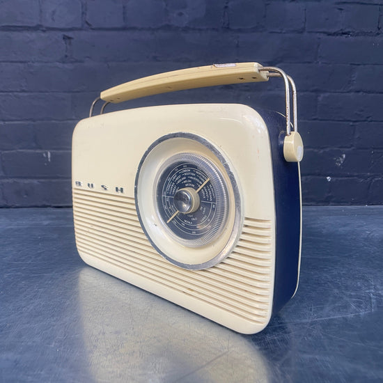 Bush radio Qty 1