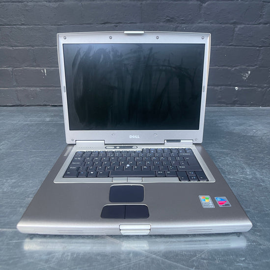 Dell D800 laptop computer Qty 1
