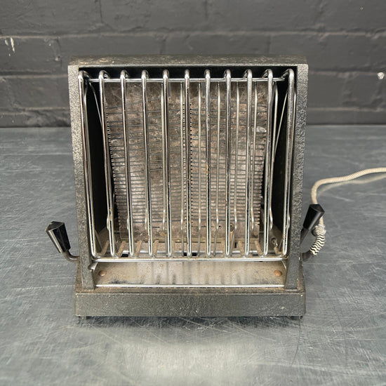 Swan boxed toaster Qty 1