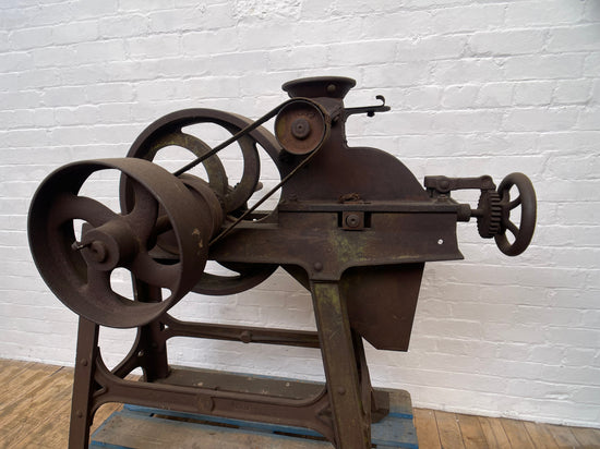 Albion farm machine Qty 1