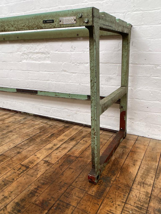 Heavy steel table base Qty 1
