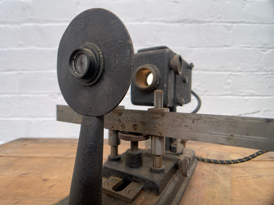 Scientific instrument Qty 1