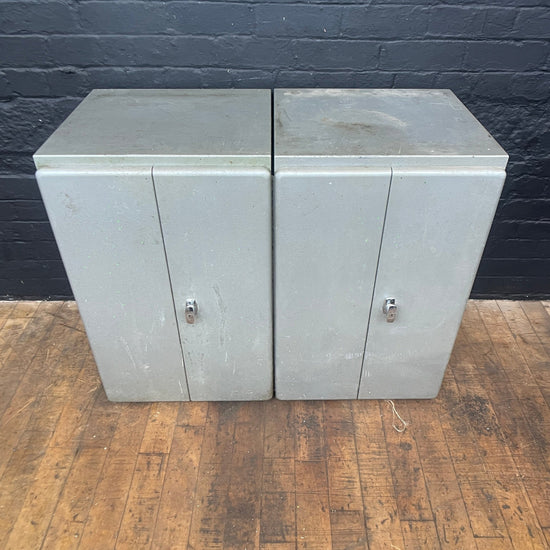Versatool cabinet Qty 2