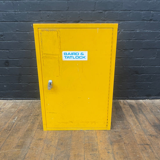 Industrial hazardous cabinet Qty 1