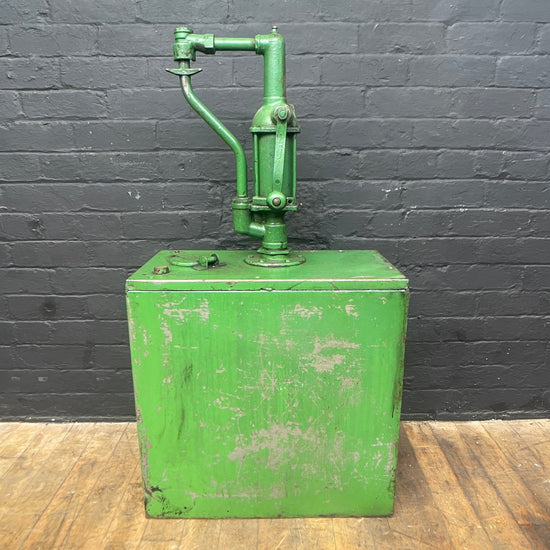Medium Oil Pump Dispenser Qty 1