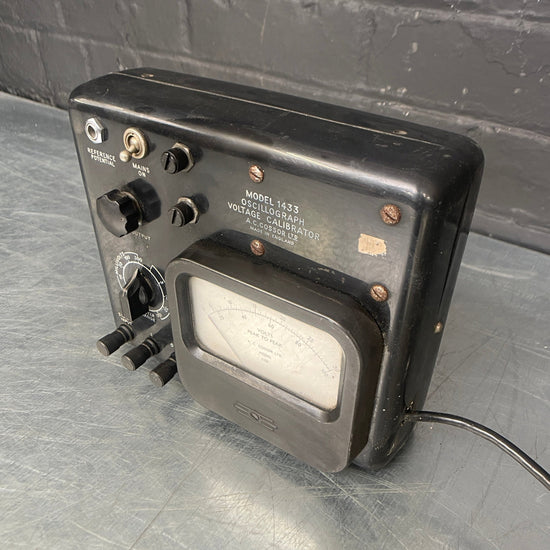 Oscillograph voltage calibrator