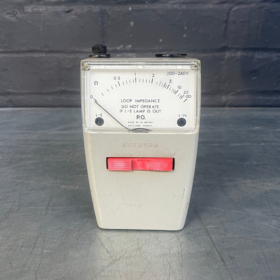 Portable earth impedance tester